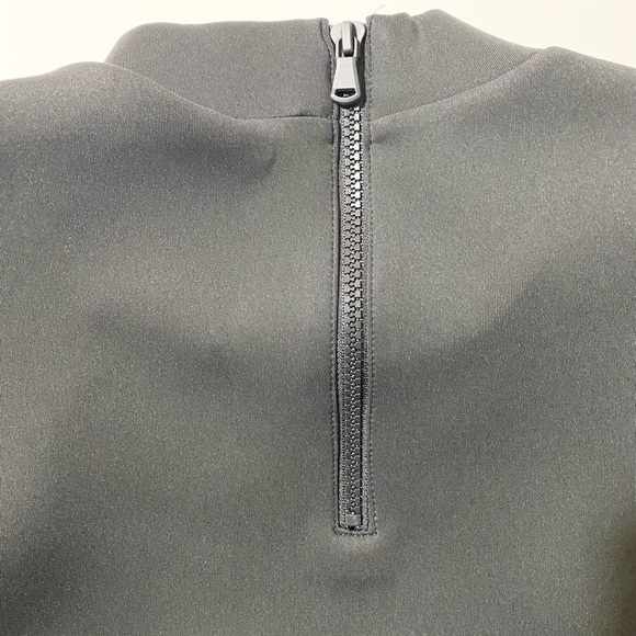 Good American crop mock neck top - Picture 13 of 13